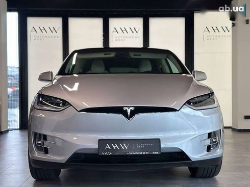 Tesla Model X 2018 - фото 2