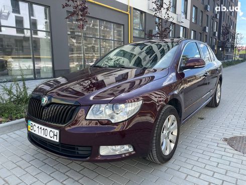 Skoda Superb 2011 вишневый - фото 13