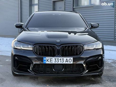 BMW 5 серия 2018 - фото 18