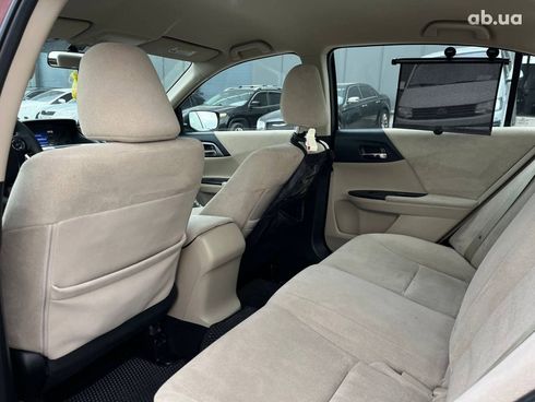 Honda Accord 2013 красный - фото 17