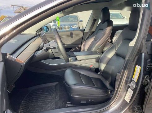 Tesla Model 3 2019 - фото 12