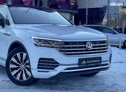 Volkswagen Touareg 2019 - фото 2