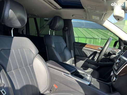 Mercedes-Benz GL-Класс 2015 - фото 28