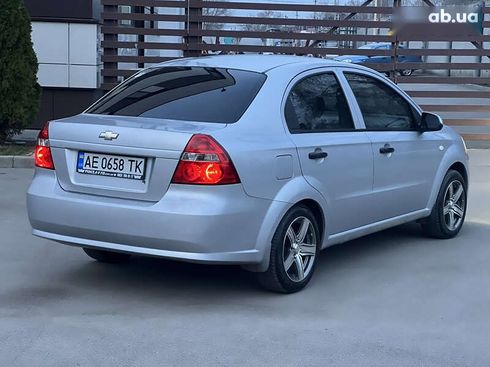 Chevrolet Aveo 2006 - фото 2