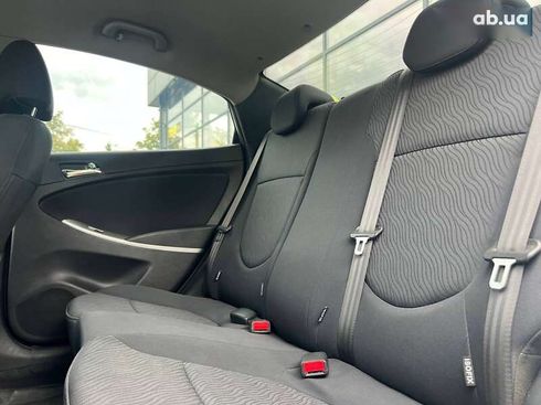 Hyundai Accent 2011 - фото 16