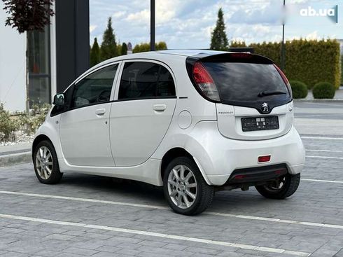 Peugeot iOn 2015 - фото 6
