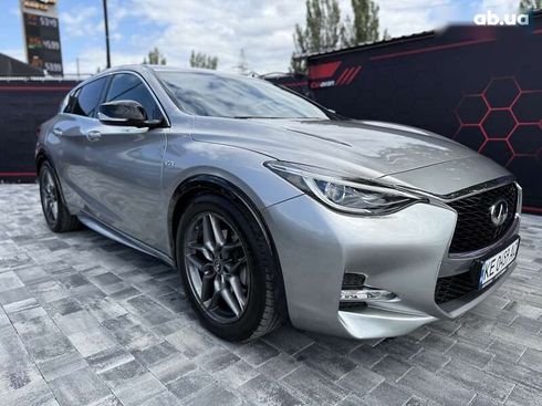 Infiniti Q30 2016 - фото 5