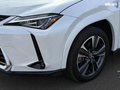 Lexus UX 2021 - фото 10