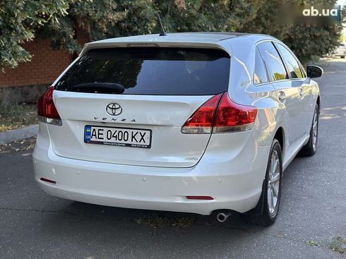 Toyota Venza 2011 - фото 16