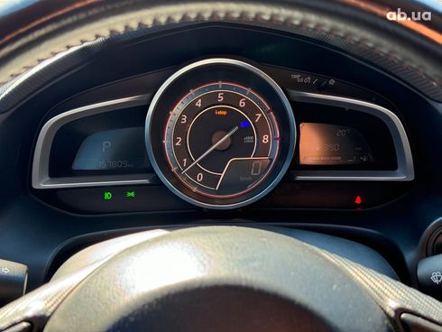 Mazda 3 2014 белый - фото 28