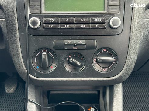 Volkswagen Golf 2005 серый - фото 84