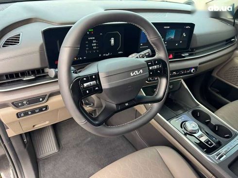 Kia Carnival 2024 - фото 15