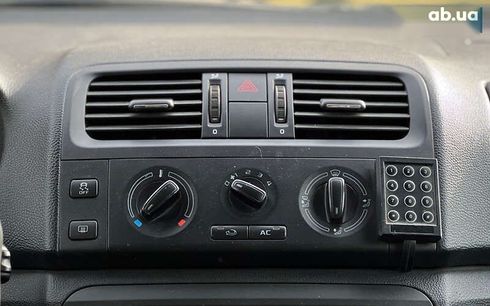 Skoda Roomster 2011 - фото 13
