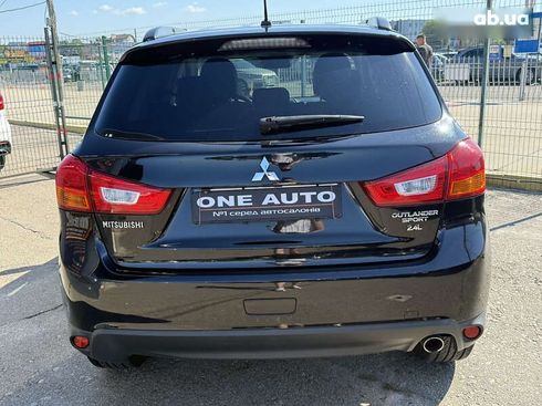 Mitsubishi Outlander 2015 - фото 7