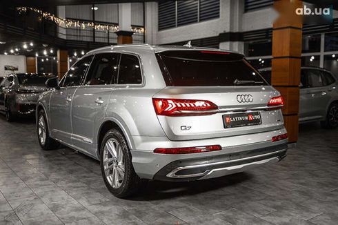 Audi Q7 2022 - фото 25