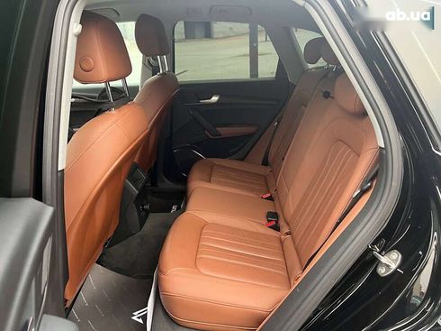 Audi Q5 2021 - фото 18
