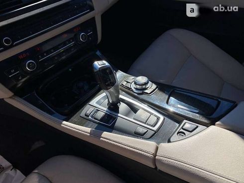 BMW 5 серия 2012 - фото 16