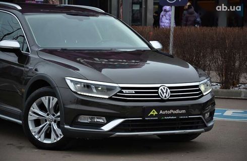 Volkswagen passat alltrack 2017 - фото 2