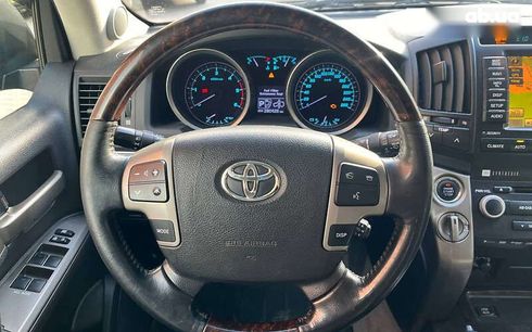 Toyota Land Cruiser 2011 - фото 11