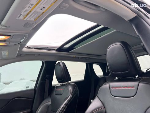 Jeep Cherokee 2019 черный - фото 72