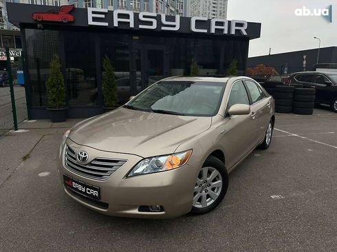 Toyota Camry 2008 - фото 2