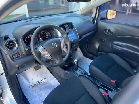 Nissan Versa 2017 - фото 15
