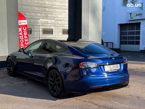 Tesla Model S 2022 - фото 9