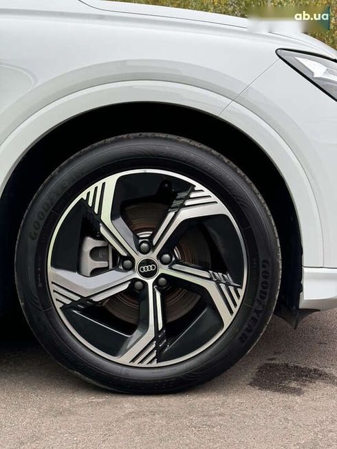 Audi Q4 e-tron 2023 - фото 14