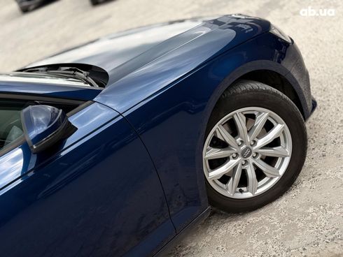 Audi A4 2017 синий - фото 11