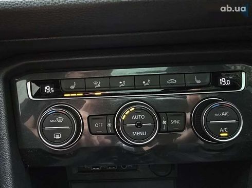 Volkswagen Tiguan 2020 - фото 24