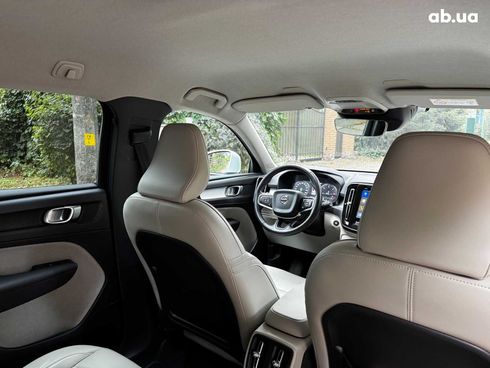 Volvo XC40 2018 белый - фото 30