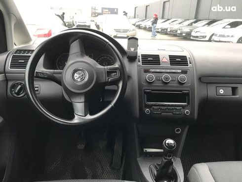 Volkswagen Touran 2013 черный - фото 17