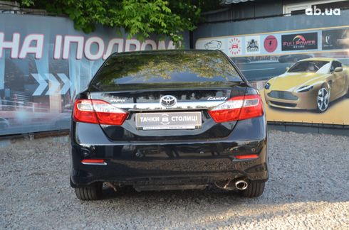 Toyota Camry 2014 черный - фото 3