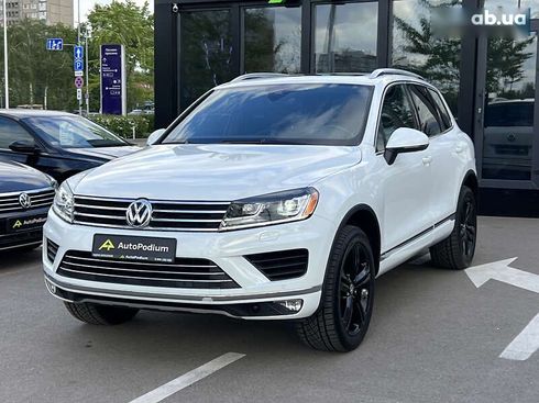 Volkswagen Touareg 2017 - фото 8