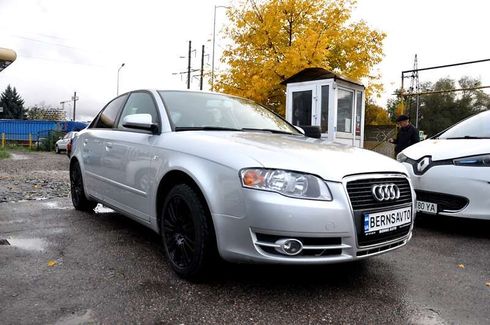 Audi A4 2005 - фото 12