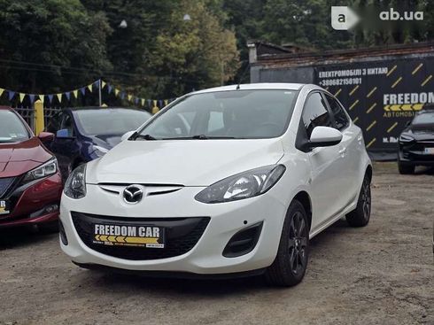 Mazda 2 2014 - фото 2