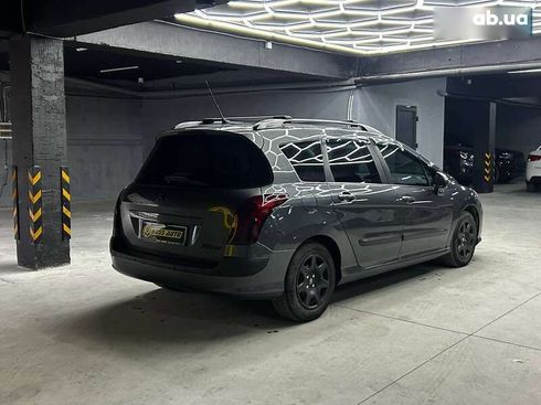 Peugeot 308 2010 - фото 6