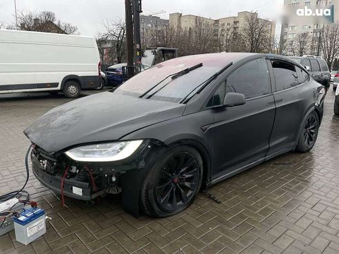 Tesla Model X 2017 - фото 2