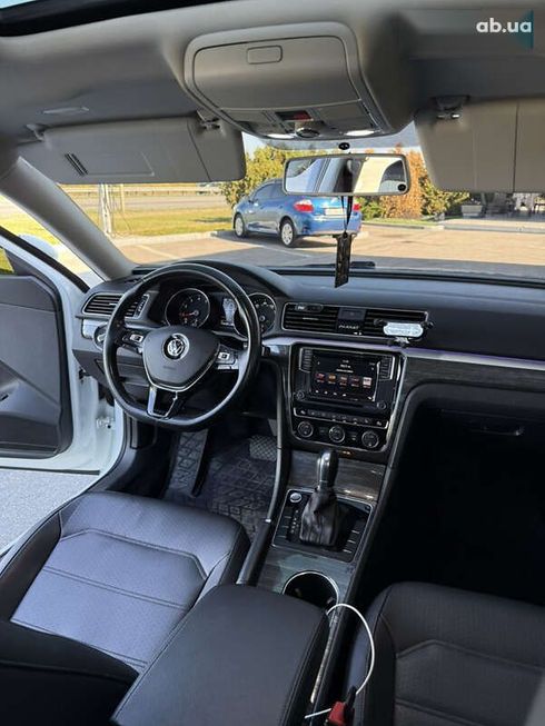 Volkswagen Passat 2017 - фото 17