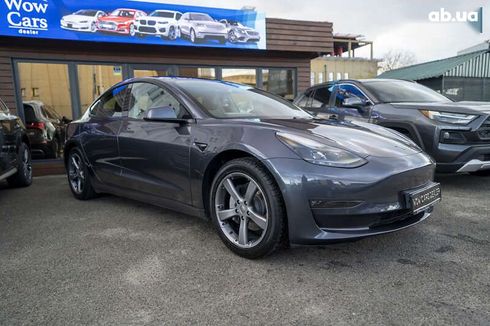 Tesla Model 3 2022 - фото 4