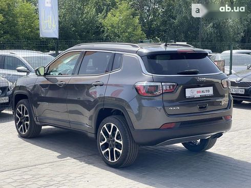 Jeep Compass 2018 - фото 22