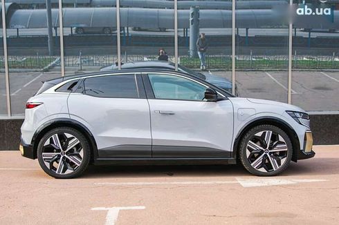 Renault Megane 2022 - фото 4