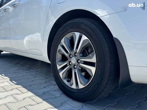 Kia Carnival 2019 - фото 9