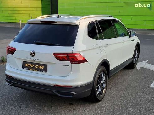 Volkswagen Tiguan 2022 - фото 10