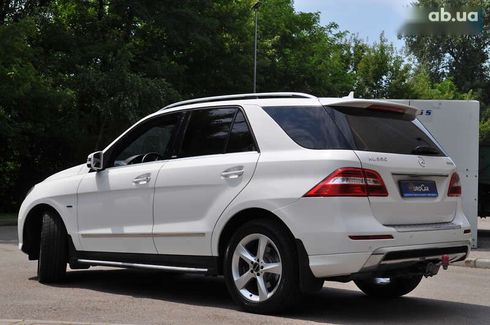 Mercedes-Benz M-Класс 2013 - фото 10