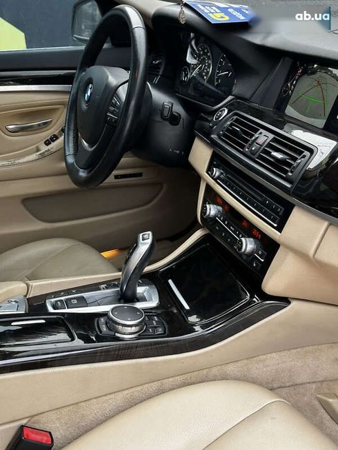 BMW 5 серия 2014 - фото 17