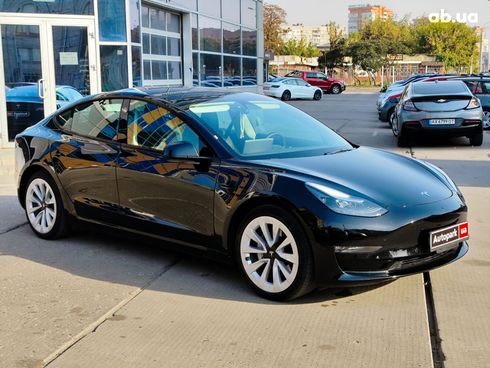 Tesla Model 3 2022 черный - фото 10