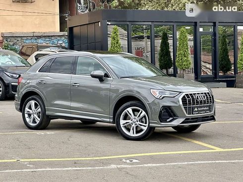 Audi Q3 2019 - фото 9