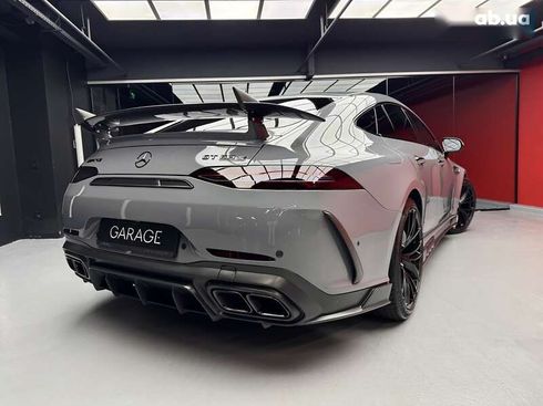 Mercedes-Benz AMG GT 4 2019 - фото 13