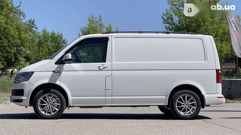 Volkswagen Transporter 2017 - фото 12